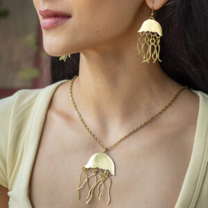 Golden brass jellyfish necklace set