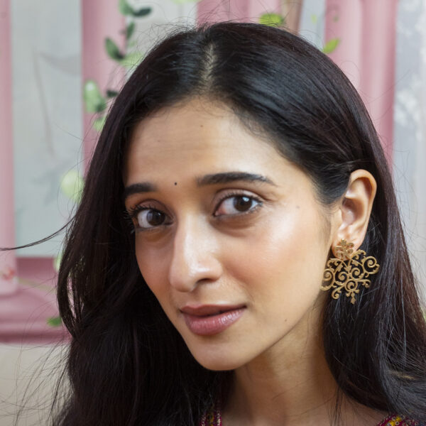Gold Floral Studs - Image 4